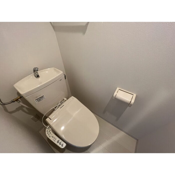 物件内観写真12　(トイレ)