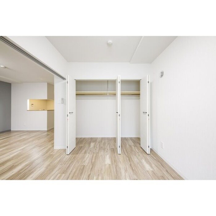 物件内観写真5　(収納)