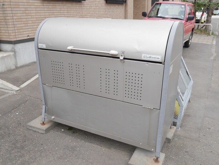 物件外観写真4　(建物設備)