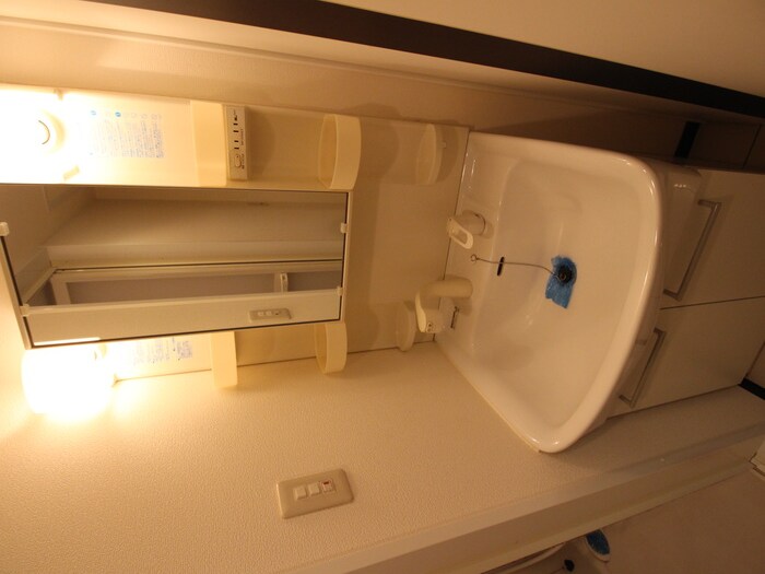 物件内観写真13　(洗面)