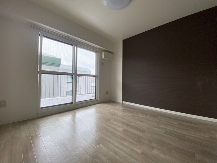 物件内観写真12　(居室)