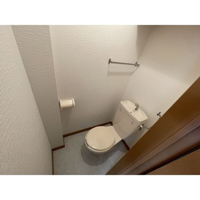 物件内観写真12　(トイレ)