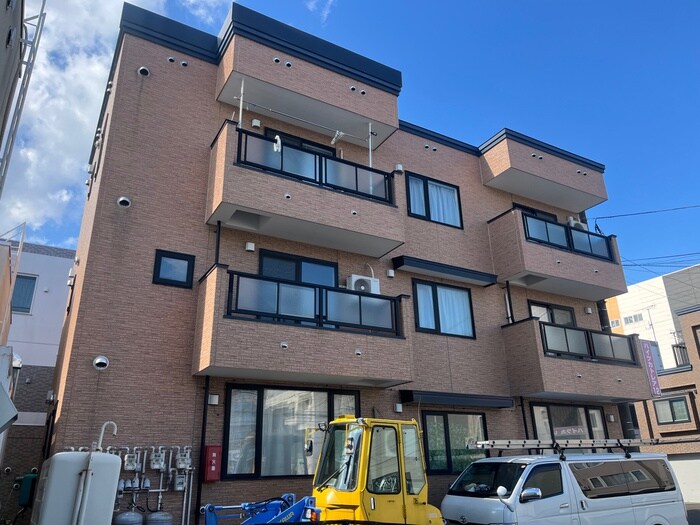 物件外観写真1　(外観写真)