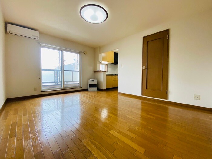 物件内観写真7　(居室)