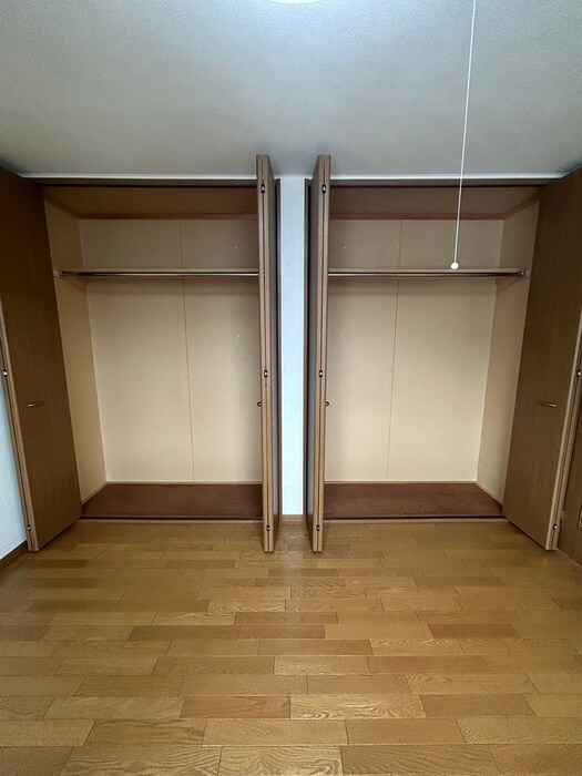 物件内観写真10　(収納)