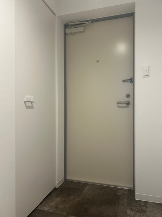 物件内観写真22　(玄関)