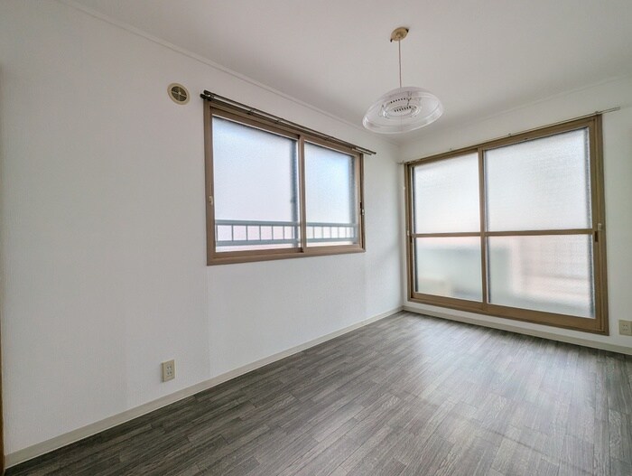 物件内観写真9　(居室)