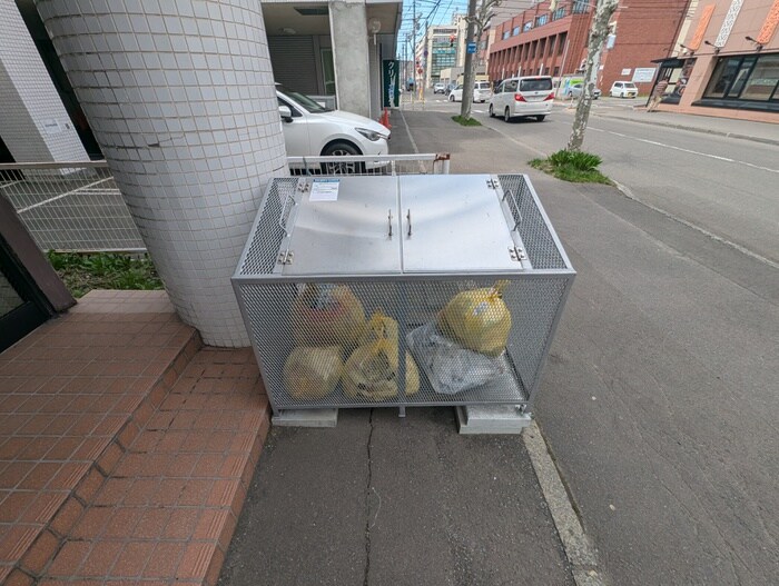 物件外観写真5　(建物設備)