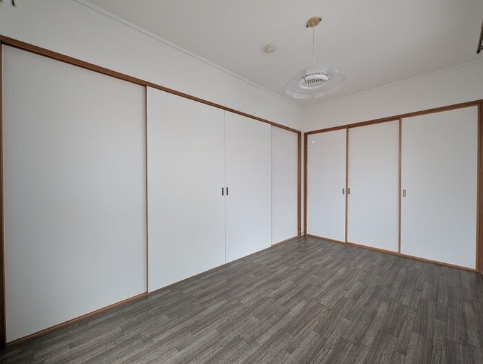 物件内観写真10　(居室)