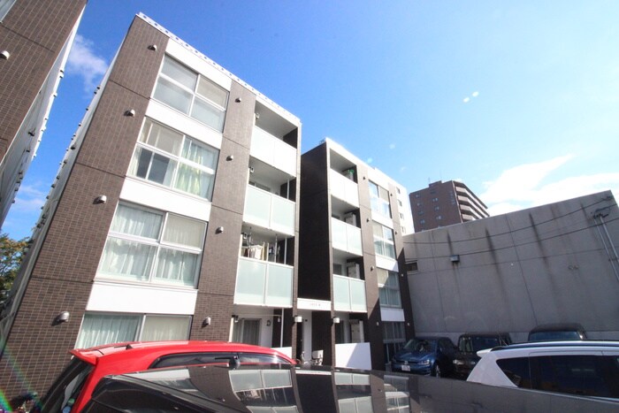 物件外観写真2　(外観写真)