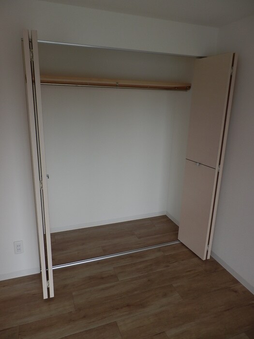 物件内観写真7　(収納)