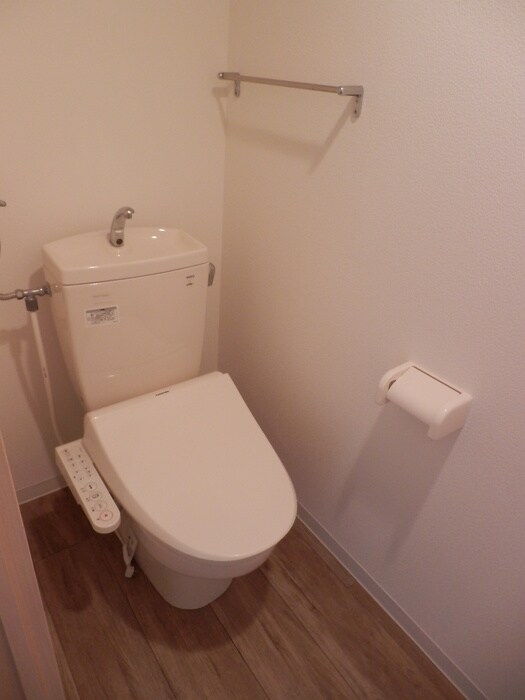 物件内観写真11　(トイレ)