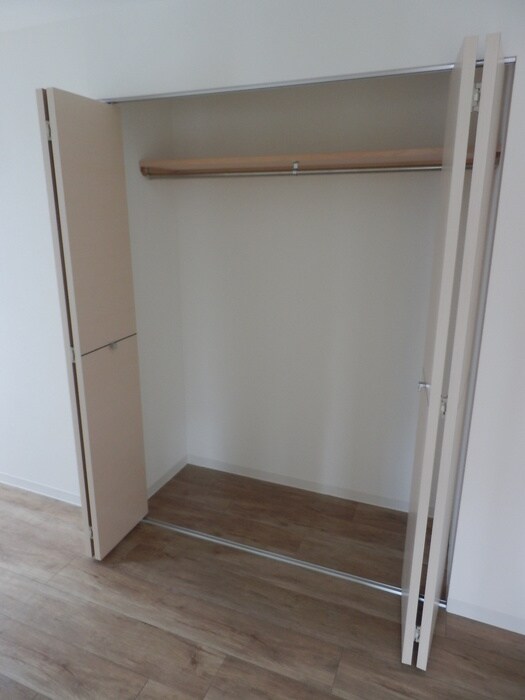 物件内観写真16　(収納)