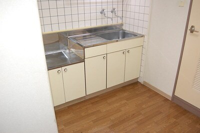 物件内観写真6　(居室)