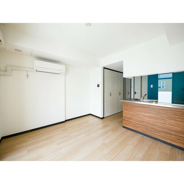 物件内観写真13　(居室)