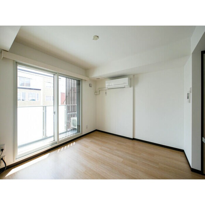 物件内観写真14　(居室)