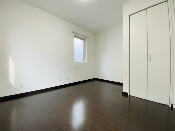 物件内観写真13　(居室)