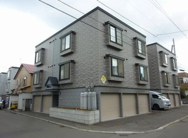 物件外観写真1　(外観写真)