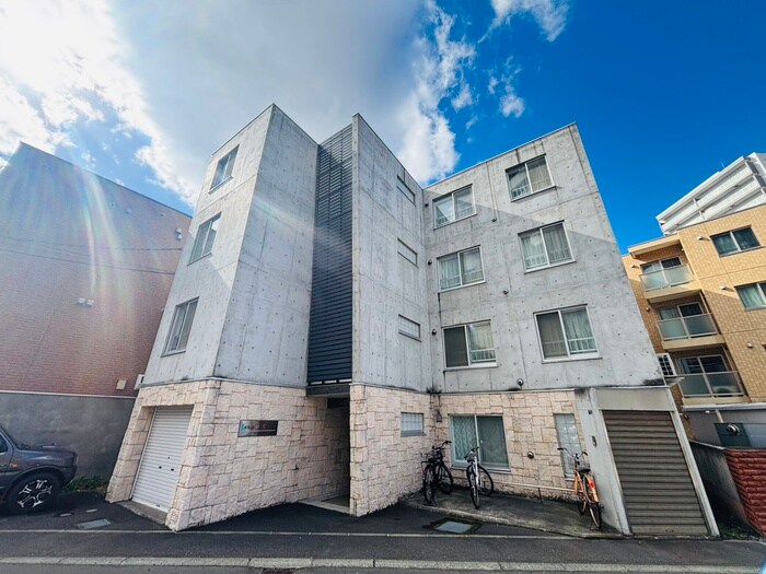 物件外観写真1　(外観写真)