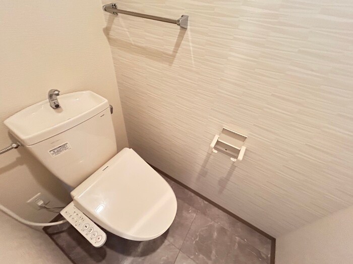 物件内観写真13　(トイレ)