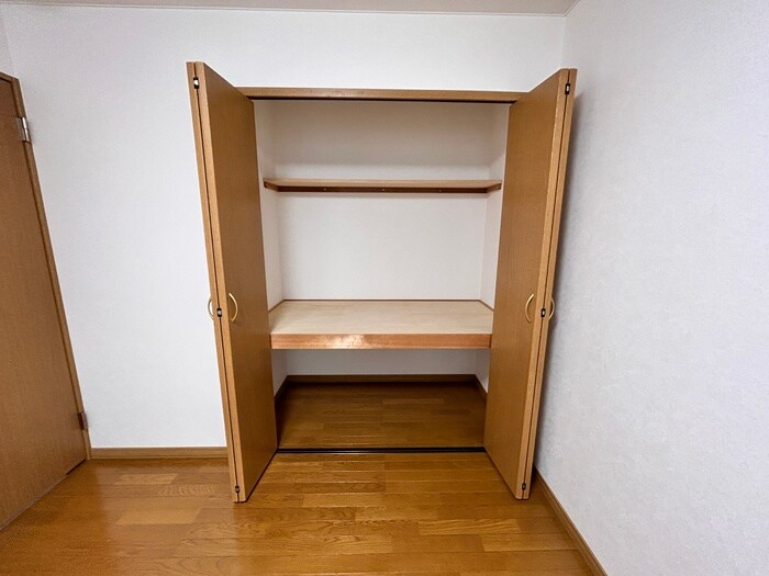 物件内観写真10　(収納)