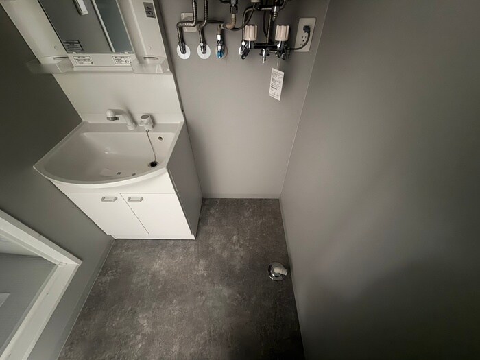 物件内観写真14　(洗濯機置場)