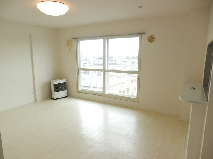 物件内観写真4　(居室)