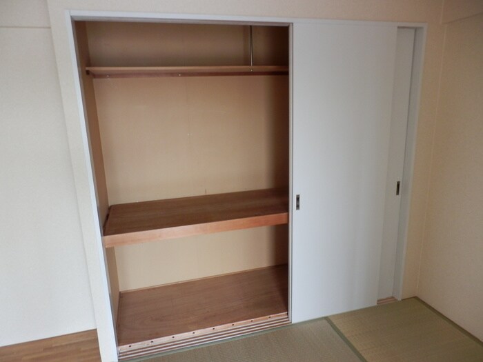 物件内観写真7　(収納)