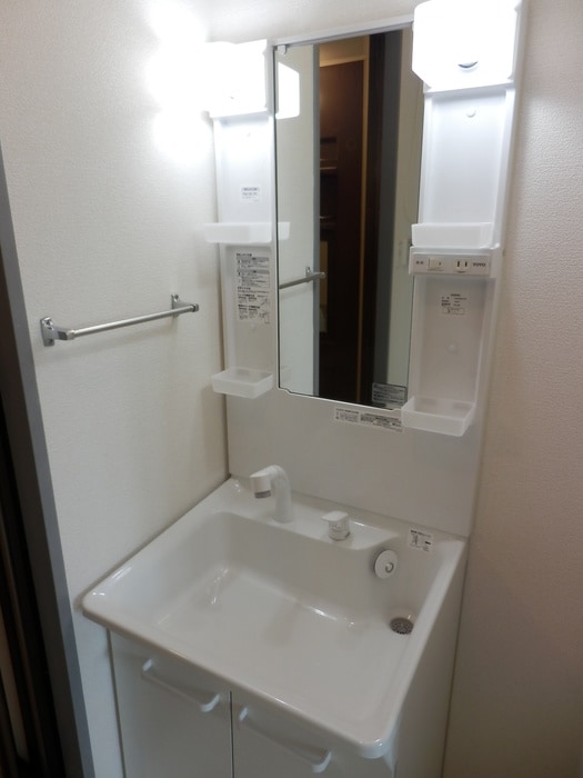 物件内観写真9　(洗面)