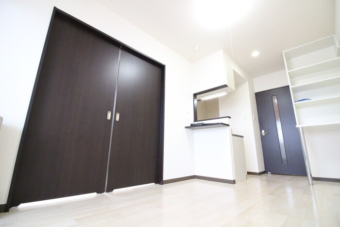 物件内観写真9　(居室)