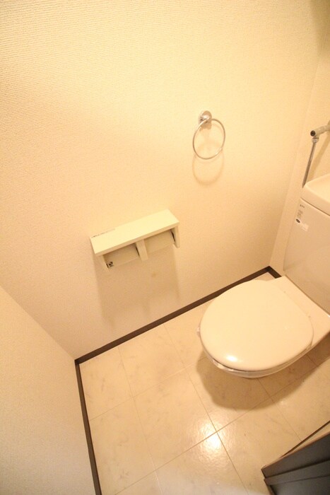 物件内観写真15　(トイレ)