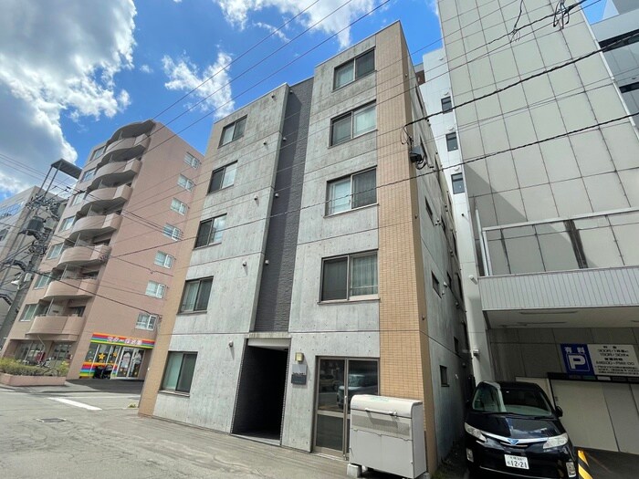 物件外観写真2　(外観写真)