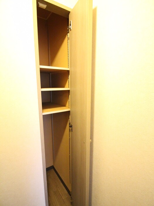 物件内観写真17　(靴箱)