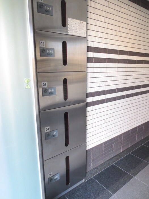 物件外観写真4　(建物設備)