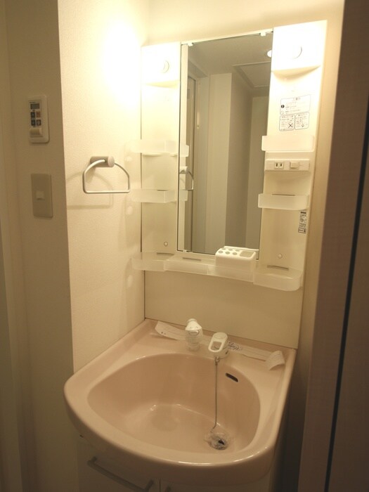 物件内観写真15　(洗面)