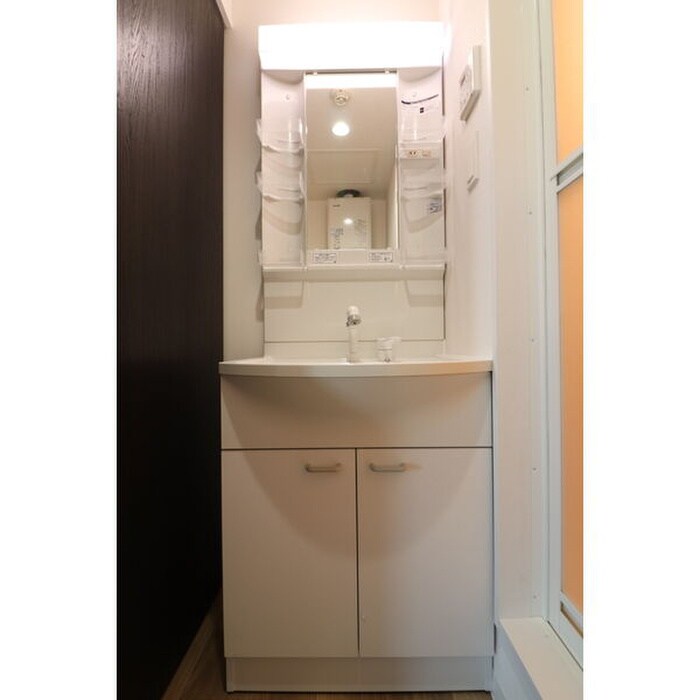 物件内観写真11　(洗面)