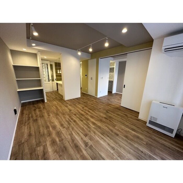 物件内観写真2　(居室)