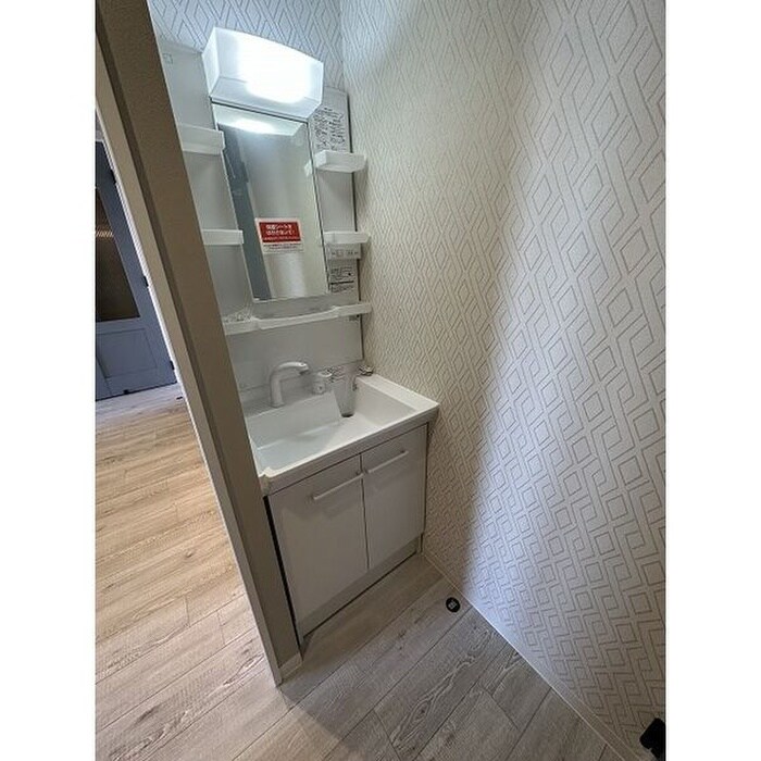 物件内観写真9　(洗面)