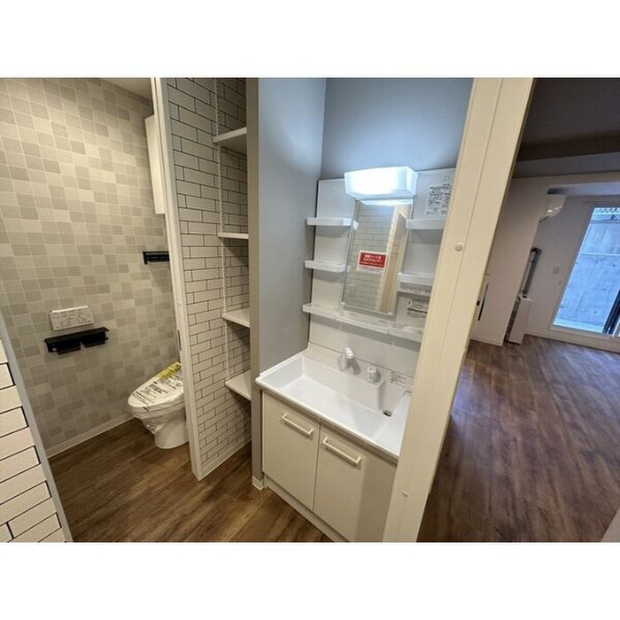 物件内観写真9　(洗面)