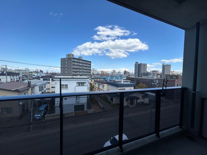 物件内観写真10　(ベランダ・バルコニー)