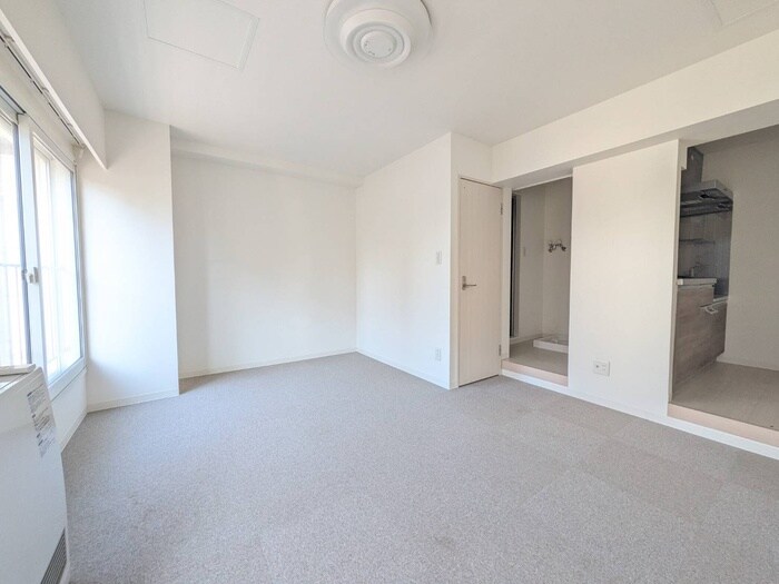 物件内観写真11　(居室)