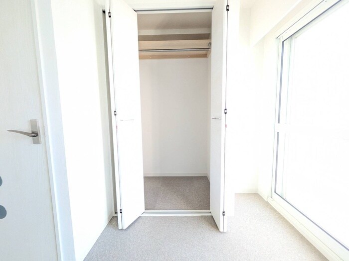 物件内観写真12　(収納)