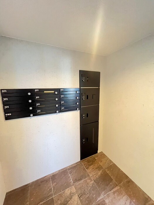 物件外観写真3　(建物設備)