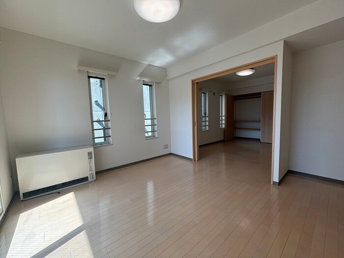 物件内観写真10　(居室)