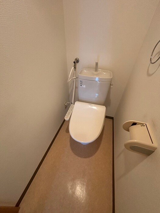 物件内観写真14　(トイレ)