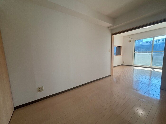 物件内観写真16　(居室)