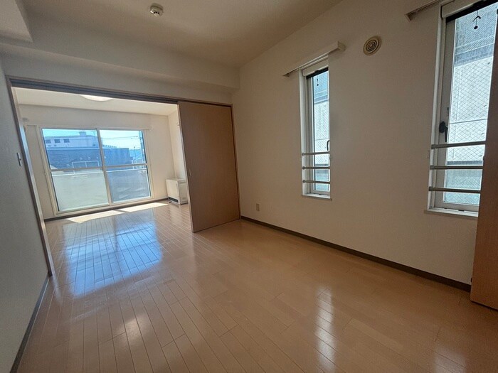 物件内観写真17　(居室)