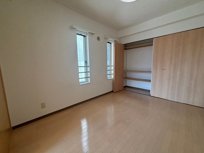 物件内観写真18　(居室)