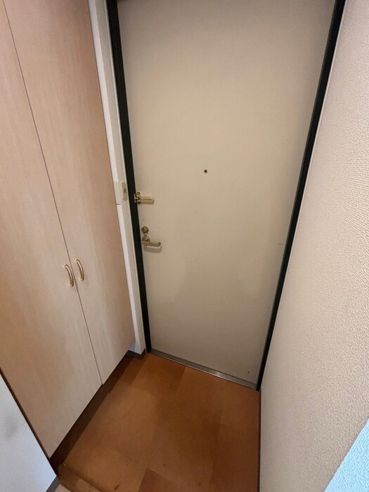 物件内観写真21　(玄関)