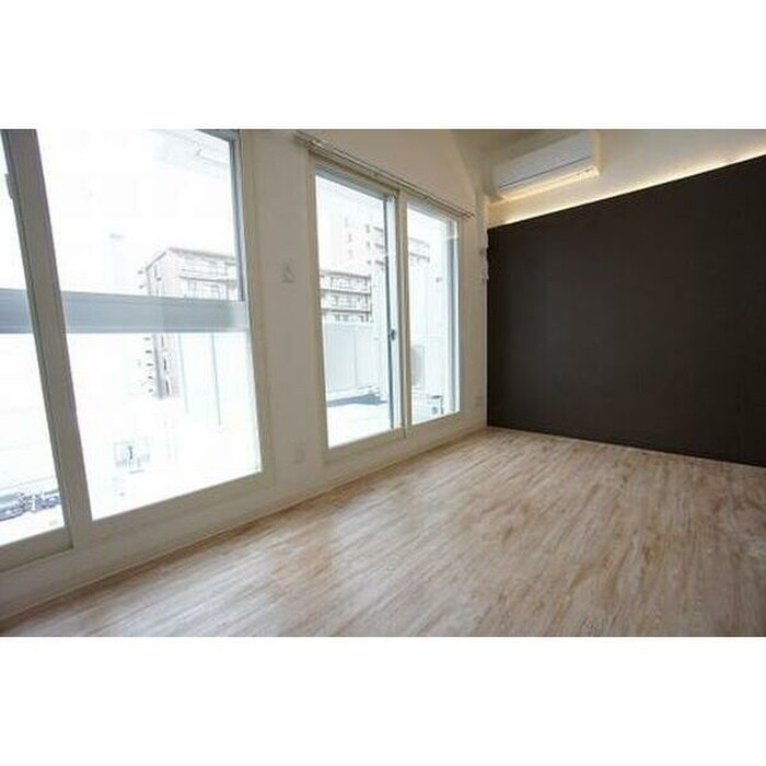 物件内観写真5　(居室)